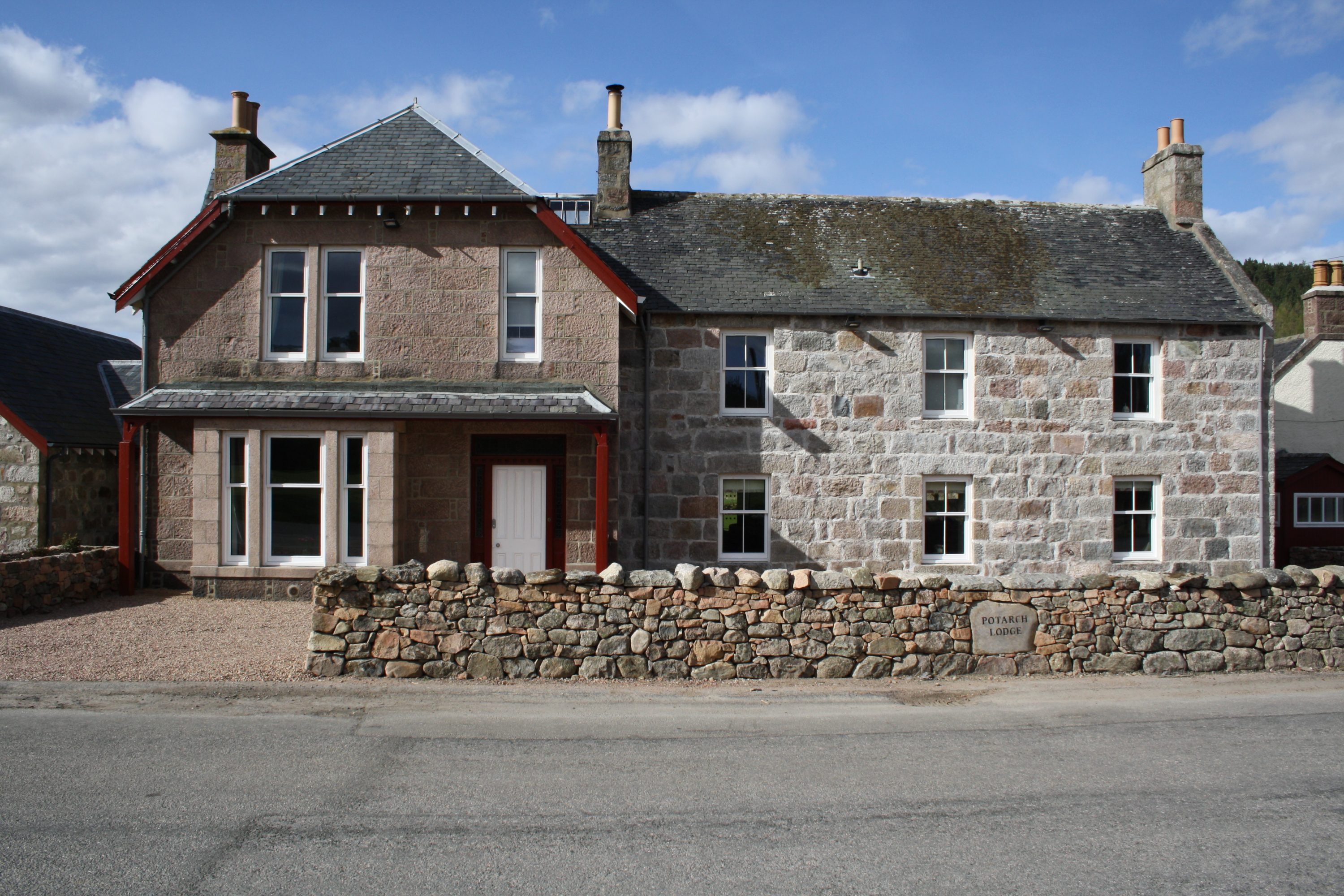 Potarch Lodge