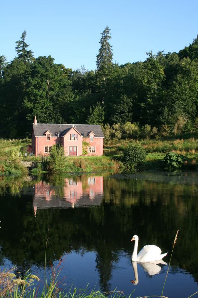 Fingask Castle Cottages