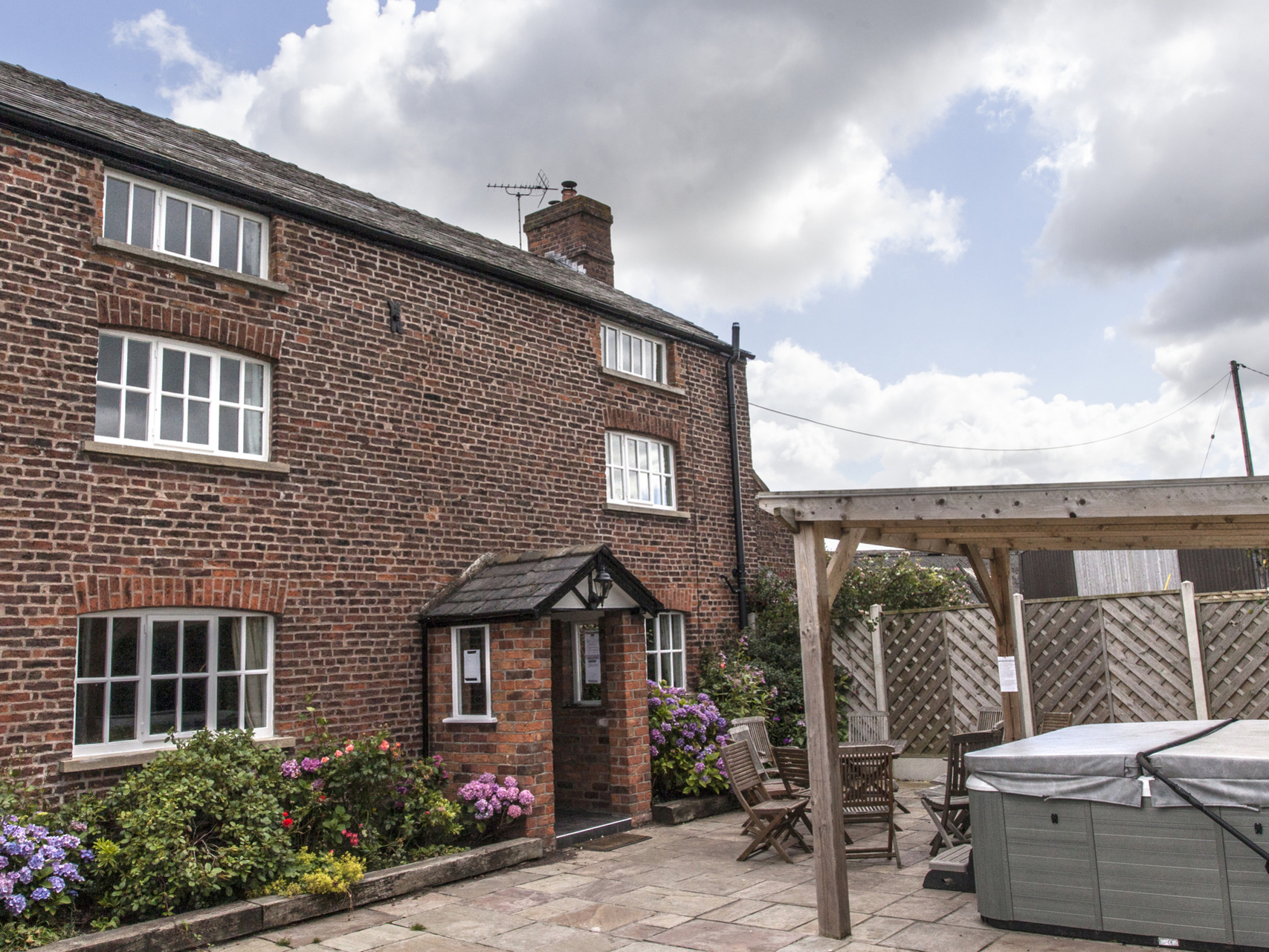 Cheshire Country Holidays