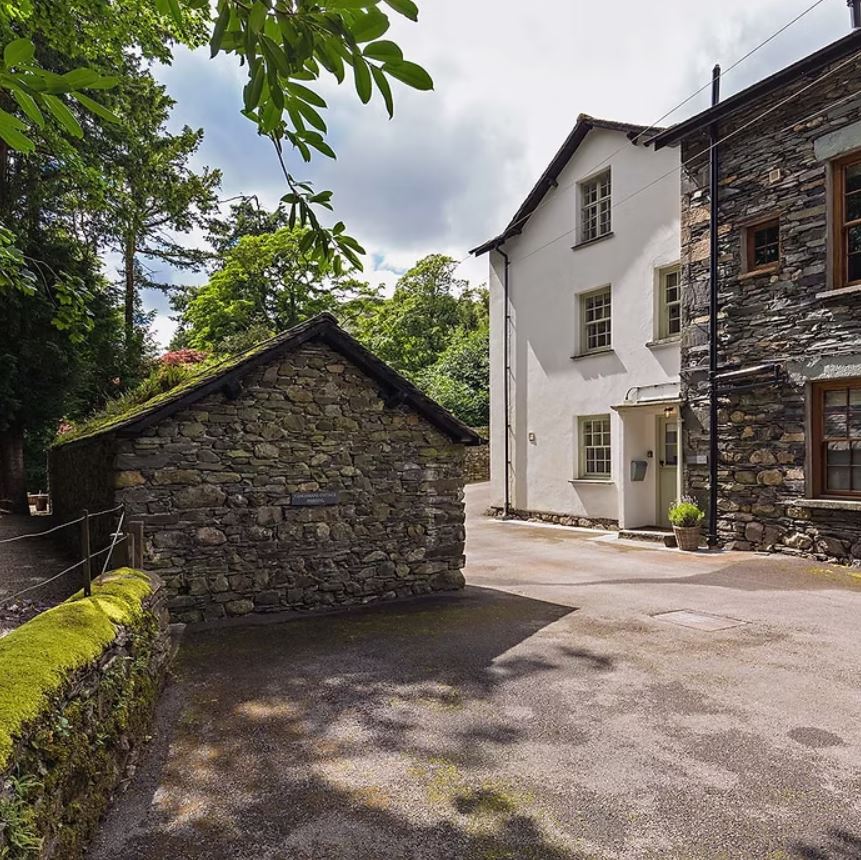 Coachman's House