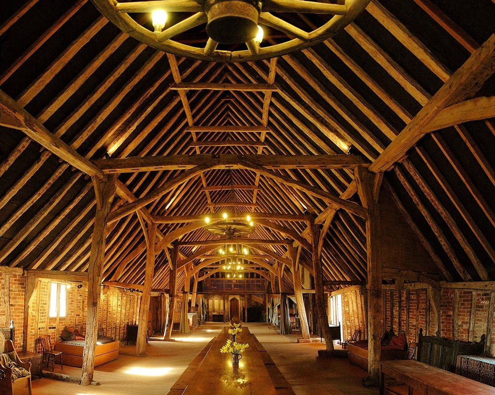 The Tudor Barn