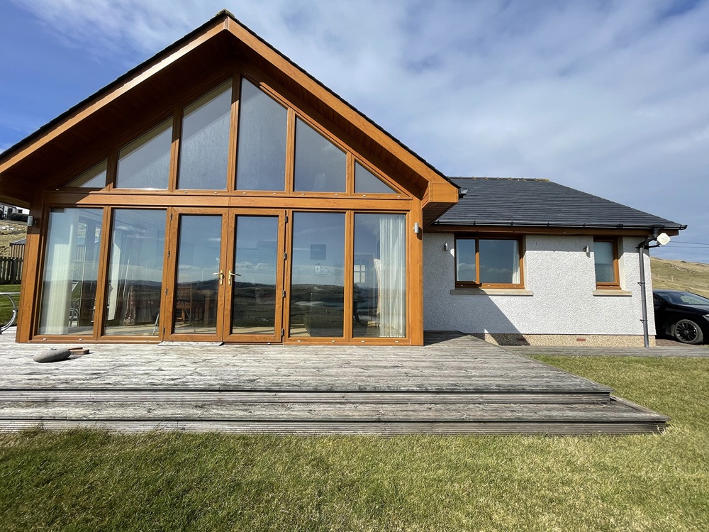 Valtos Cottage & Hillside Retreat