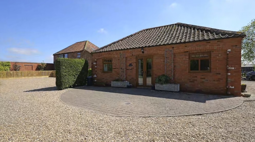 Canal Farm Cottages